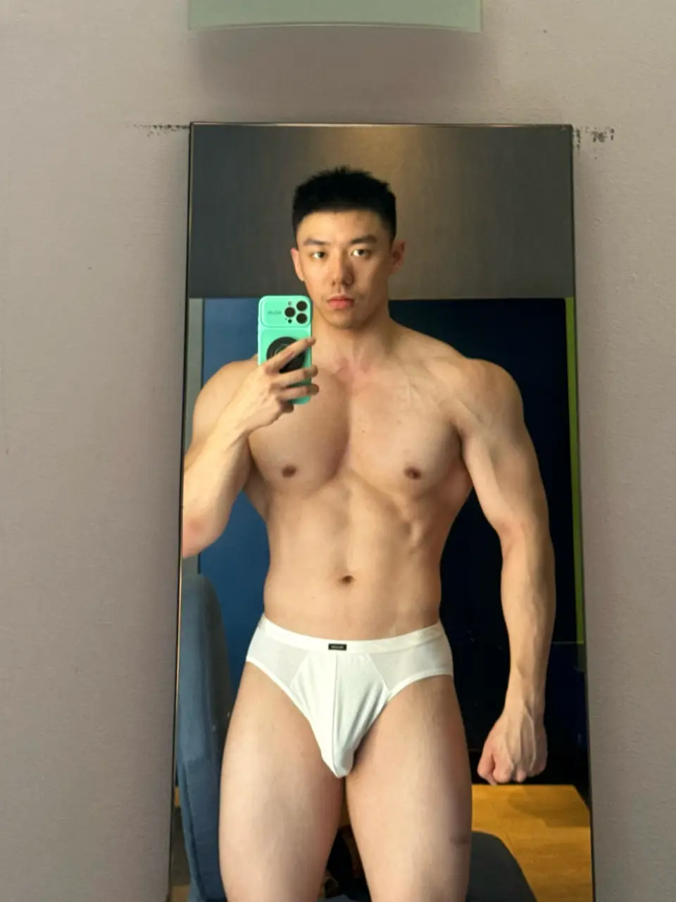 Gogo Dancer : ARTIEð°