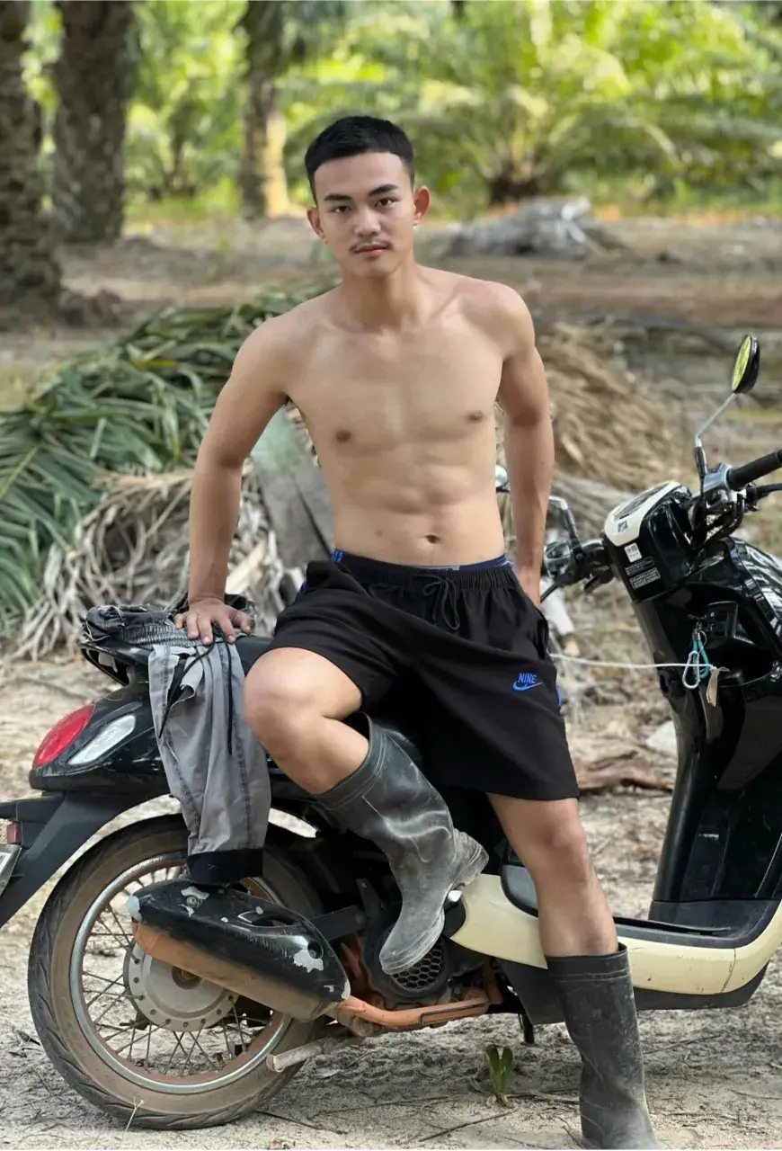 หนุ่มใต้ทั้ง &hearts;️
