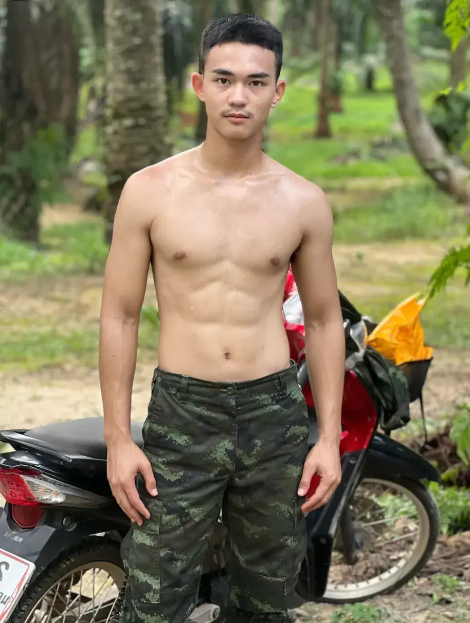 หนุ่มใต้ทั้ง &hearts;️