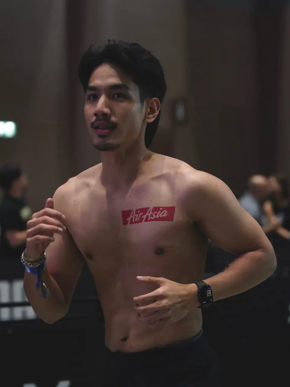ถอดโชว์เรือนร่าง 2982