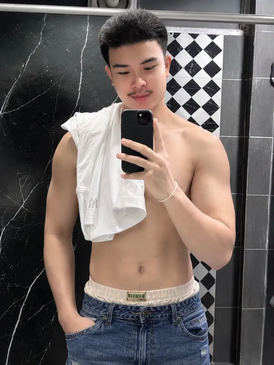 หล่อ 😍