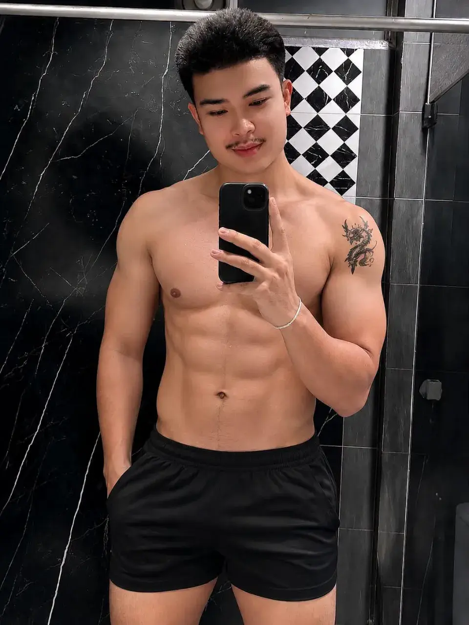 หล่อ 😍