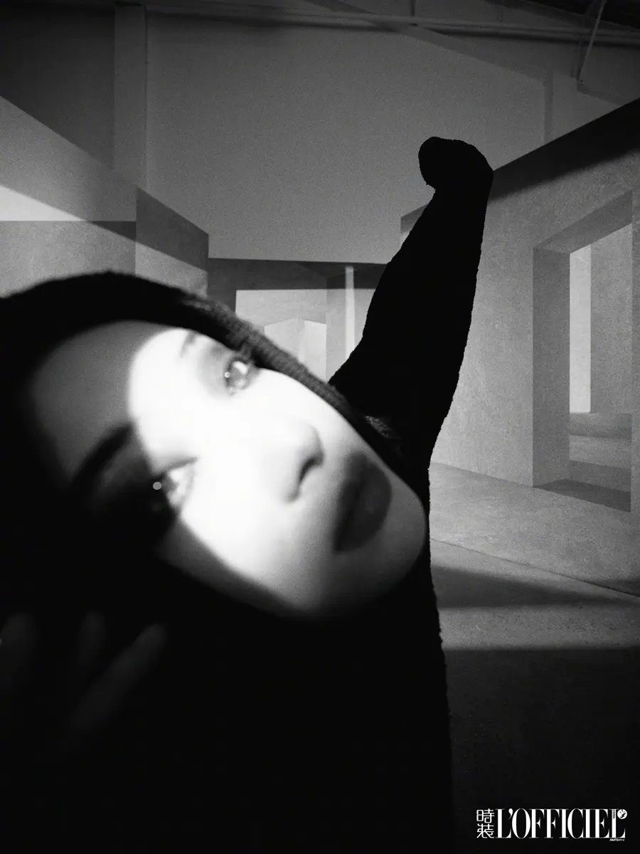 NiNi @ L&rsquo;OFFICIEL China September 2026