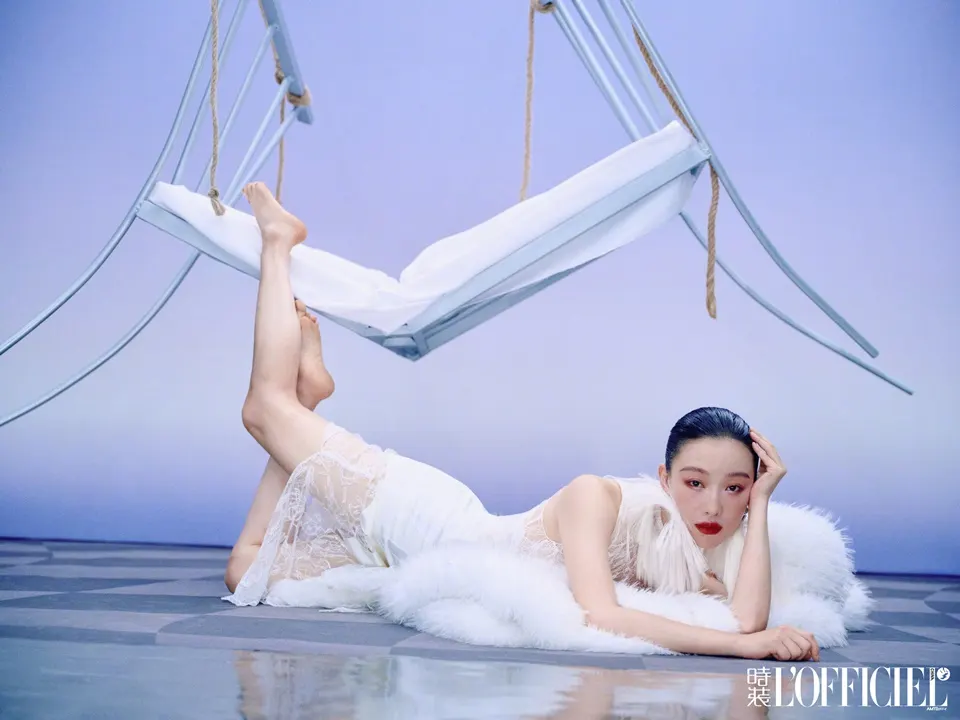 NiNi @ L&rsquo;OFFICIEL China September 2026