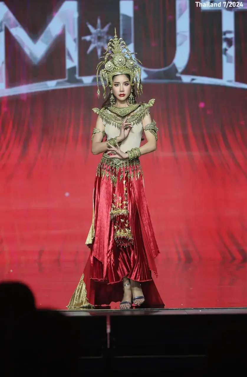 "Apsara Naree Sri Phaniat" Thai Creative Costume 🇹🇭