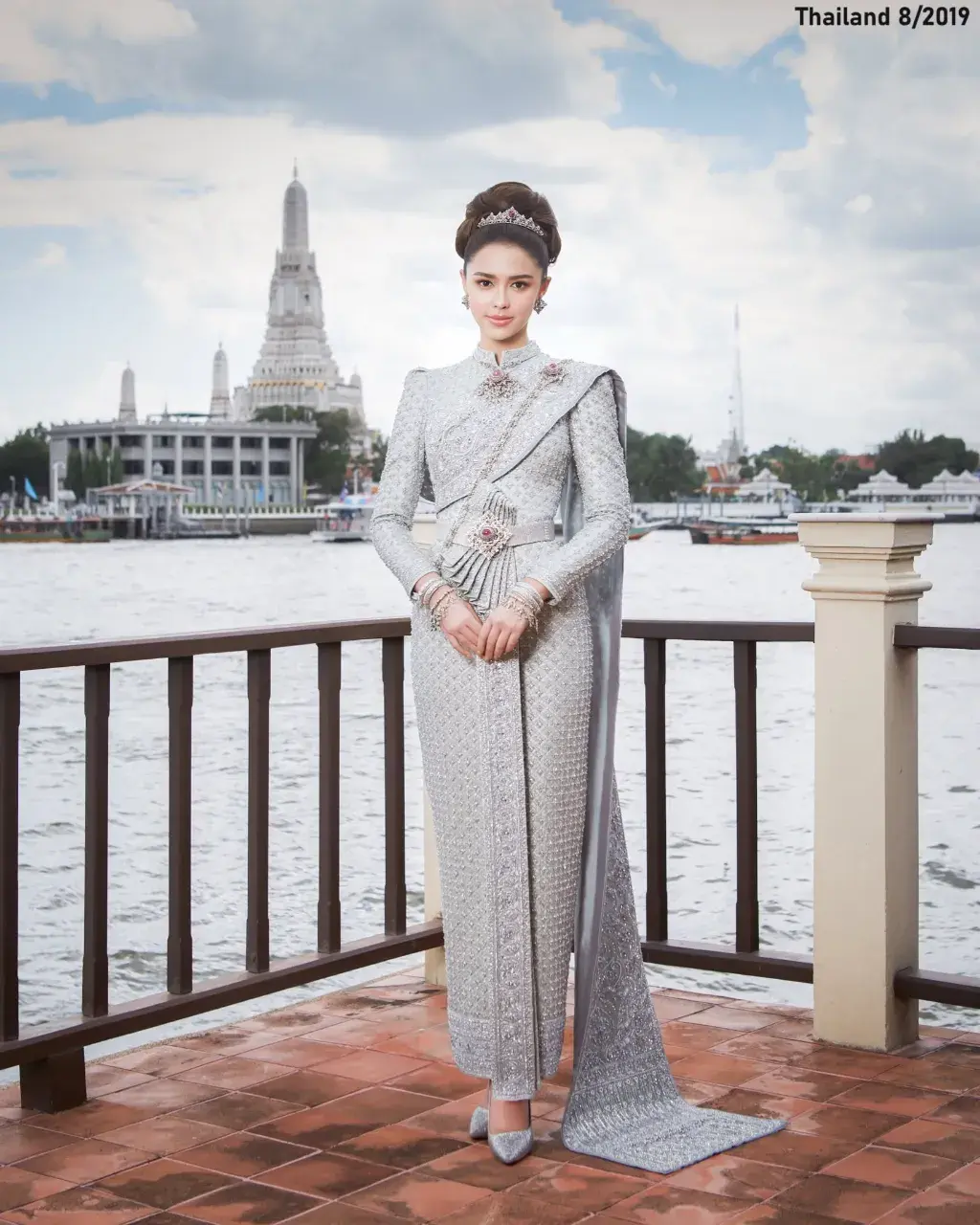 Patricia Good in Chud Thai Siwalai 🇹🇭