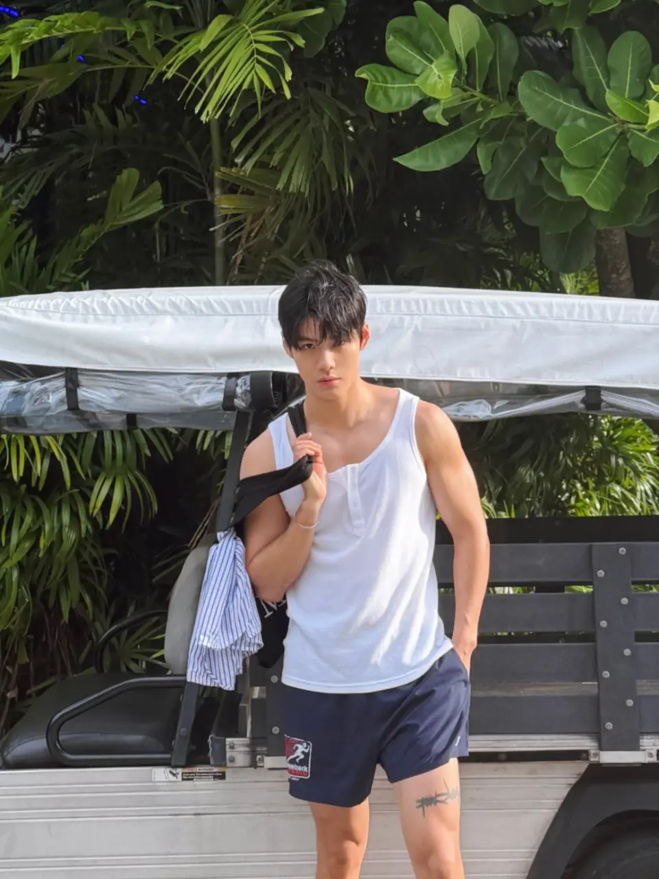Cool guy :  sk33