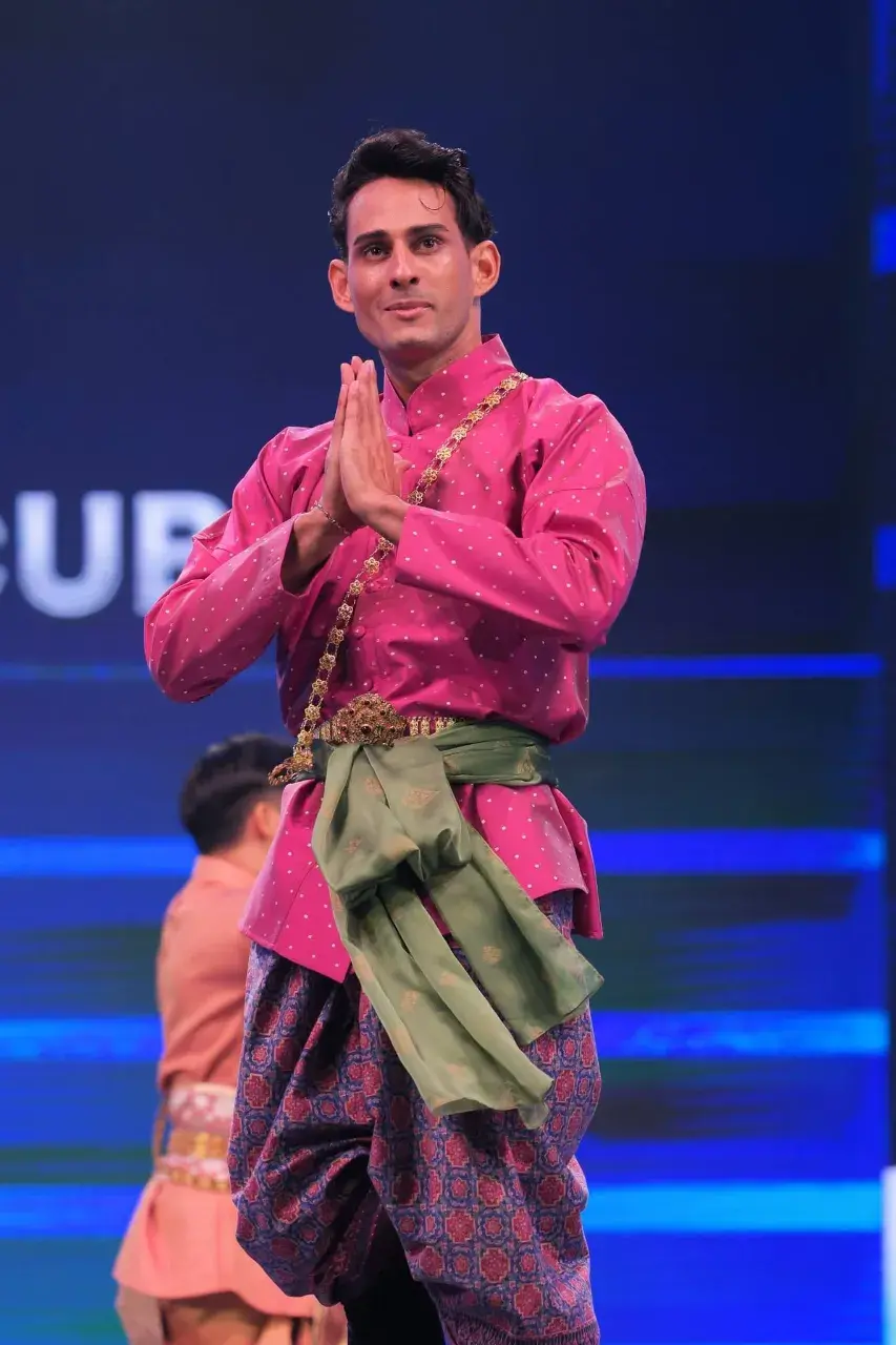 THAILAND 🇹🇭 | Thai Traditional attire for Men
