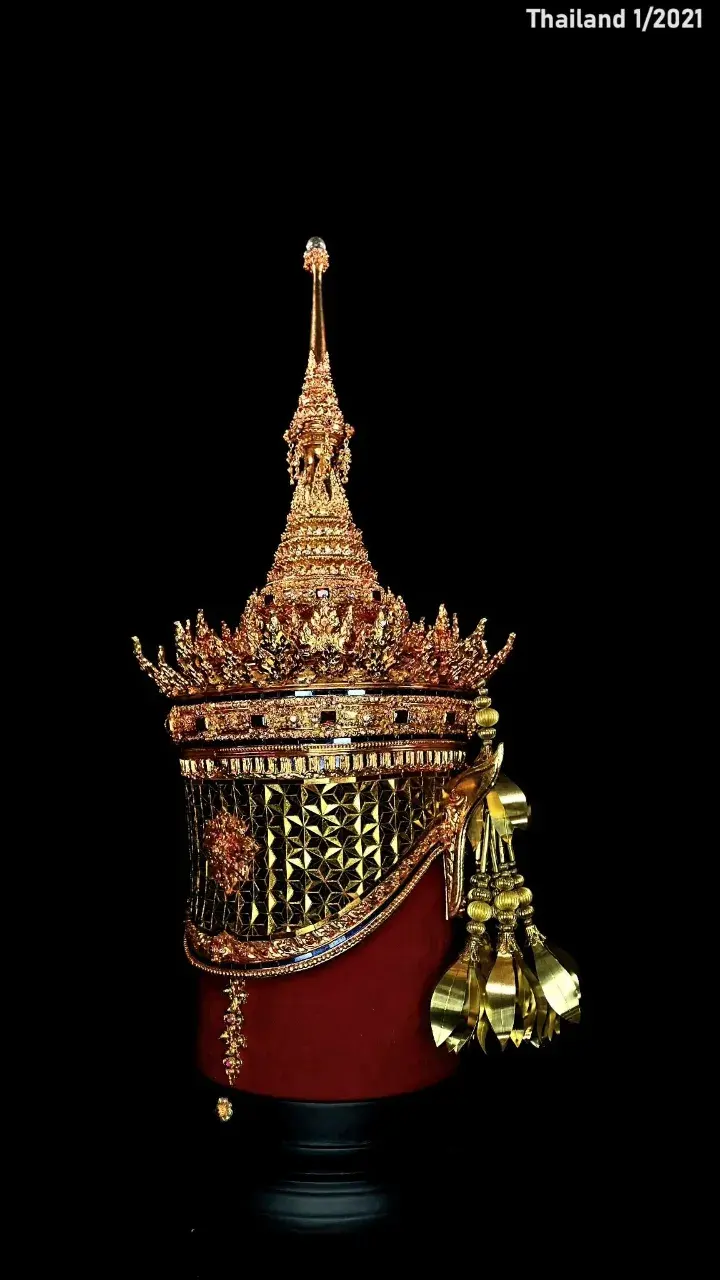 Nora Crown 🇹🇭