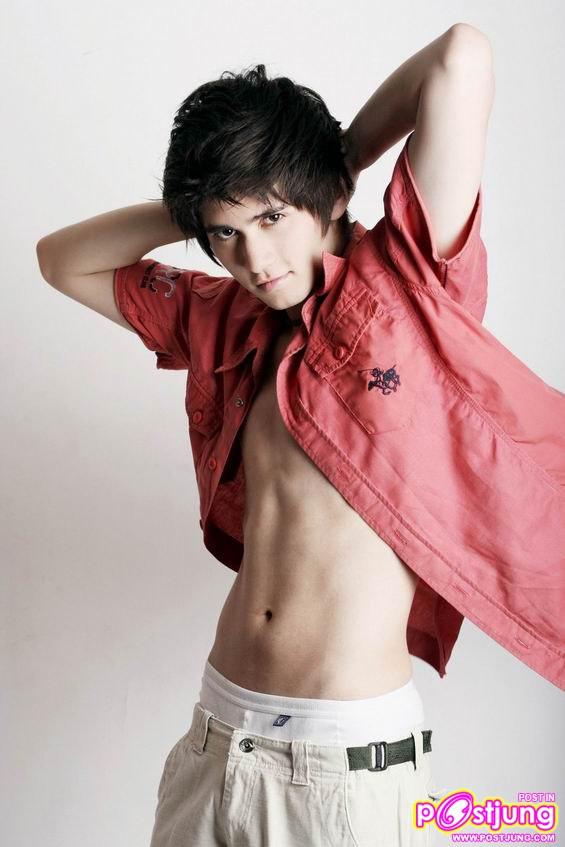 นาย jason หล่อสไตล์ลูกครึ่ง