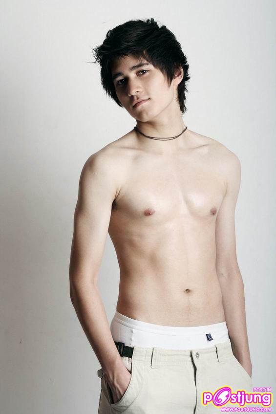 นาย jason หล่อสไตล์ลูกครึ่ง