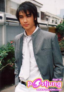อาลัย..BIG D2B.. บอยแบนด์หนุ่มหล่อ..*-*