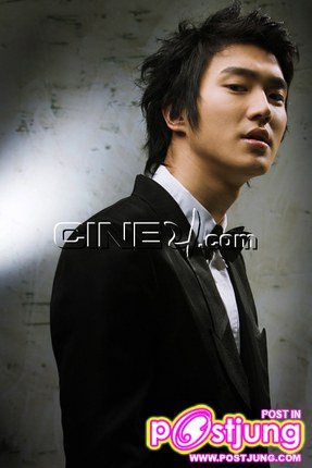 CHOI SIOWN _เจ้าชายเห่ง_ SUJU^_^