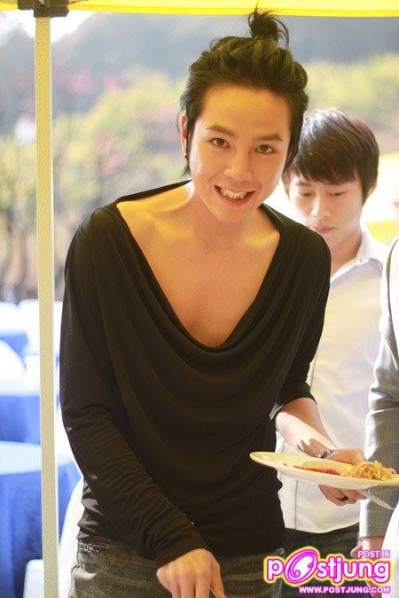 พระเอกจาก ซีรีย์ You're Beautiful