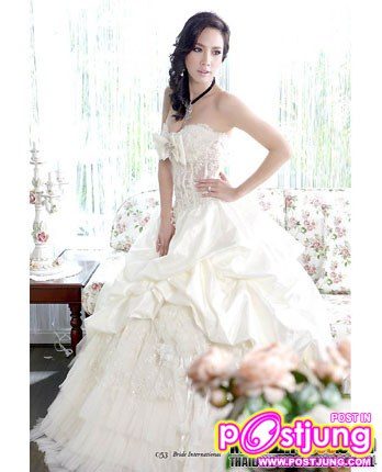 นำทีมโดย อั้ม,ปอย,หยาด,ชมพู่ ดูสิว่าใครใส่ชุดแต่งงานสวยกว่ากัน