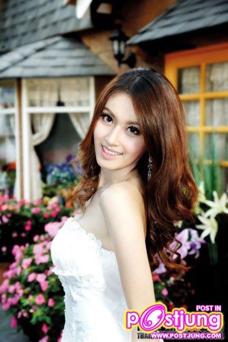 นำทีมโดย อั้ม,ปอย,หยาด,ชมพู่ ดูสิว่าใครใส่ชุดแต่งงานสวยกว่ากัน