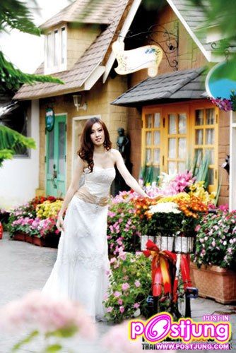 นำทีมโดย อั้ม,ปอย,หยาด,ชมพู่ ดูสิว่าใครใส่ชุดแต่งงานสวยกว่ากัน