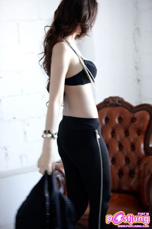 ภาพตัวอย่างจาก MIX MAGAZINE ฉบับที่ 39 ประจำเดือน กุมภาพันธ์ 2553