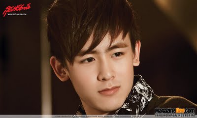 Nichkhun Horvejkul กับ Hwang Chansung
