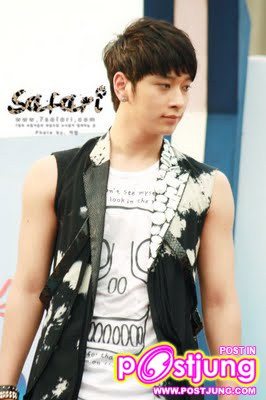 Nichkhun Horvejkul กับ Hwang Chansung