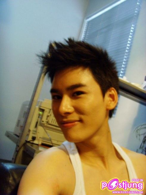 นายแบบ ตี๋ ขาว หล่อ ล่ำ Dingzhuo