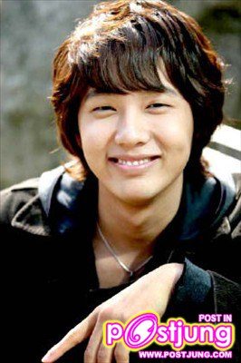 Ji Hyun Woo