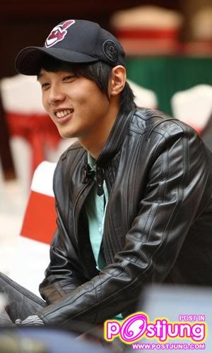 Ji Hyun Woo