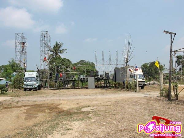 นักร้องวงวาเลนไทน์