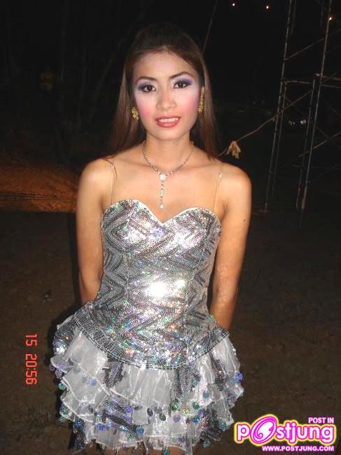 นักร้องวงวาเลนไทน์